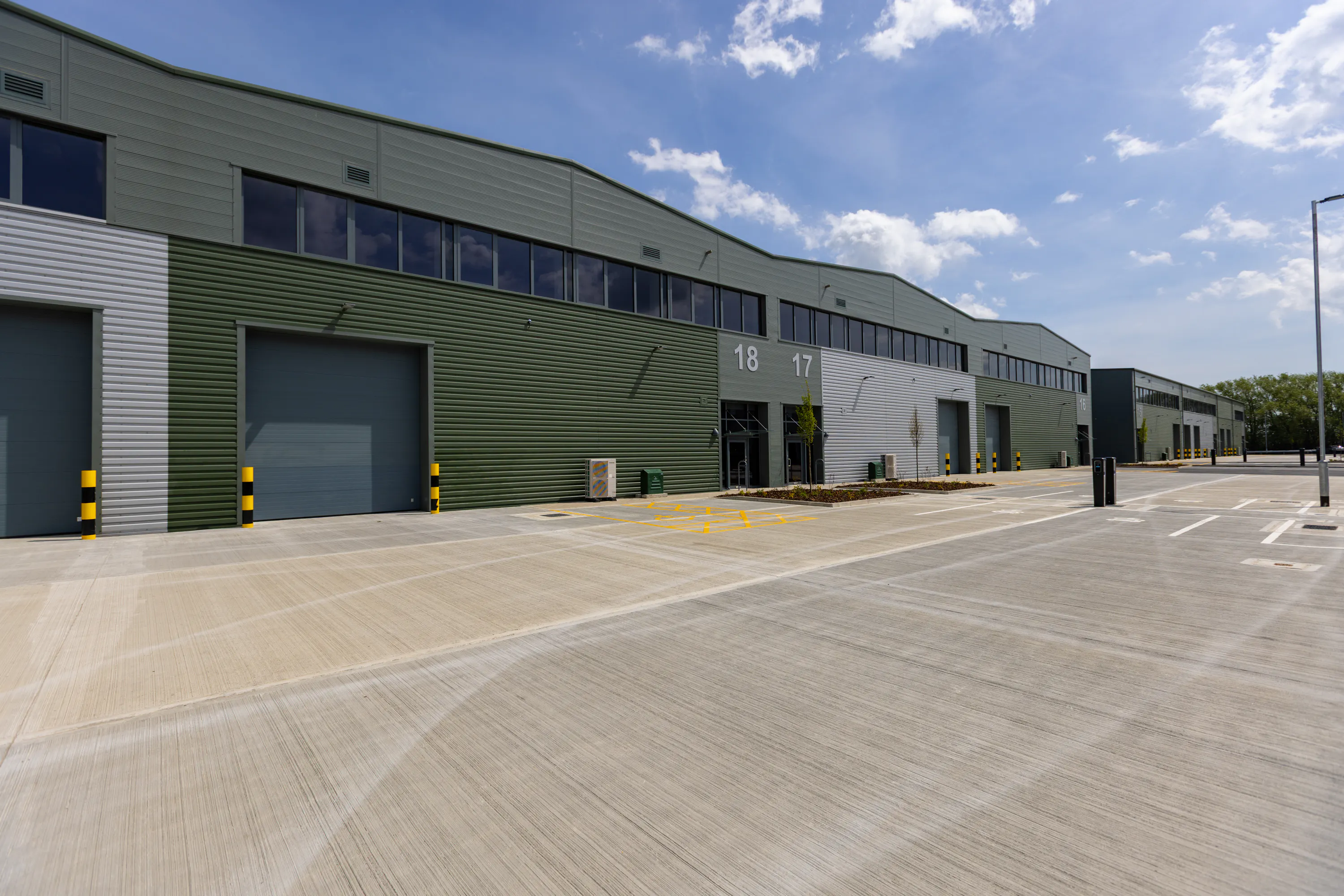 Unit 18 T45, Aire Valley Road, Leeds, West Yorkshire, LS9 0AA