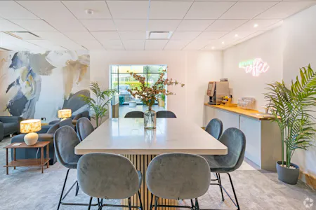 Element, Leeds, Office To Let - Element - Business Lounge 1.jpg