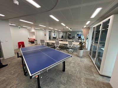 30 Eastbourne Terrace, London, Office Lease Assignment - IMG_1415.jpg