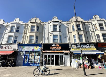 112 Askew Road, London, Restaurant / Retail To Let - 23D73B2F7C364CE083B28C4FBDE9685F.jpeg