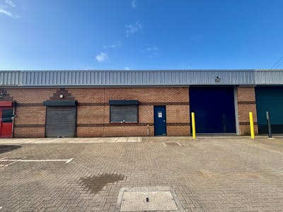 Unit B6 Ashmount Business Park, Upper Fforest Way, Swansea, Industrial To Let - B6 Ashmount 02.jpg