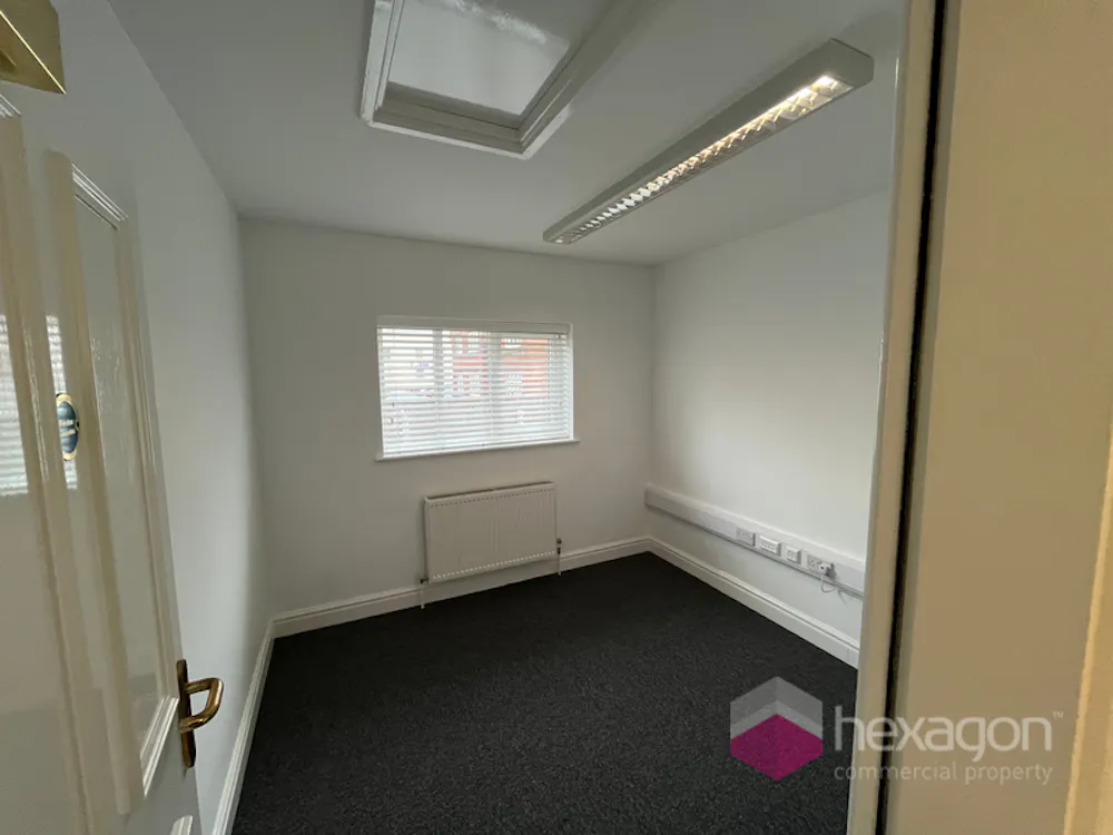 1A Worcester Street, Stourbridge, Office To Let - 7758_1AWSS7.jpg