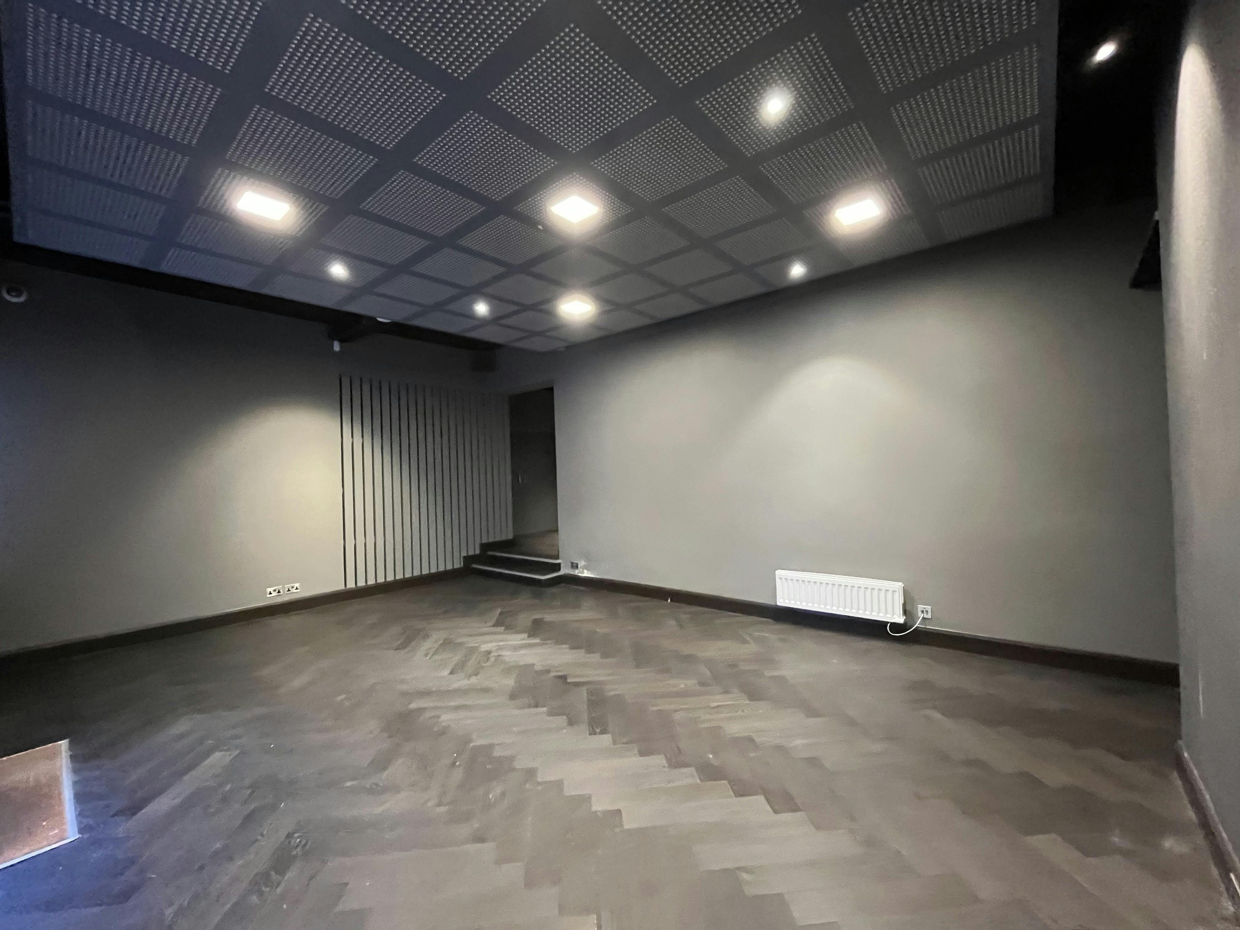 2B White Lion House, Banbury, Office / Retail To Let - image00016.jpeg