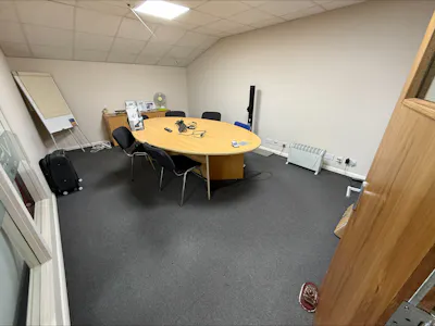 Unit 6 Martinfield Business Centre, Welwyn Garden City, Industrial / Light Industrial / Trade Counter / Warehouse To Let - processed-CCB20181-F2B5-430B-AB3F-564061557CD4.jpeg