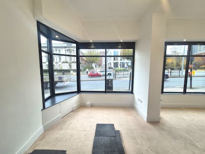 88-90 Wellington Road South, Stockport, Retail To Let - 20251110_124851.jpg