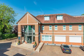Chertsey Gate West, Chertsey, 43-47 London Street, Chertsey, Offices To Let - Chertsey Gate9.jpg