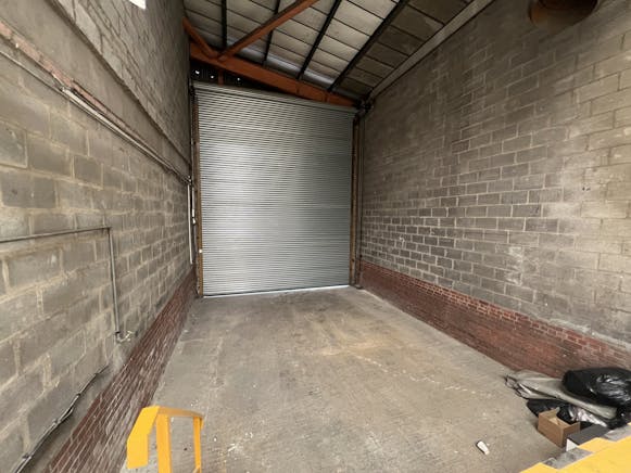 Unit 4-5, Bristol, Industrial To Let - 20240802_095341566_iOS.jpg