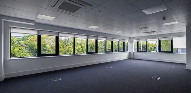 Industrial Unit in Enfield - photo 4