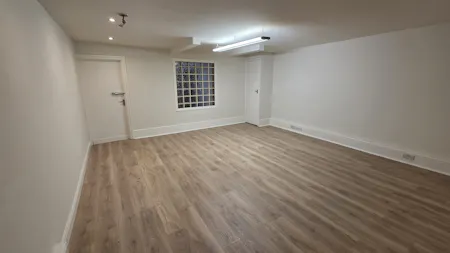 344A Linburn House, Kilburn, London, Office To Let - 20260710_121048.jpg