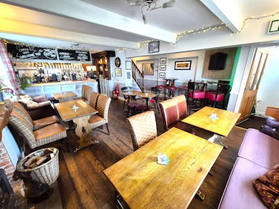The Hunters Inn, 105 Marple Road, Glossop, Leisure To Let - 20250801_111924.jpg