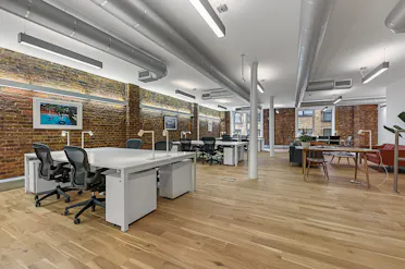 8 Smarts Place, London, Office To Let - OLEC8SmartsPlace33.jpg - More details and enquiries about this property