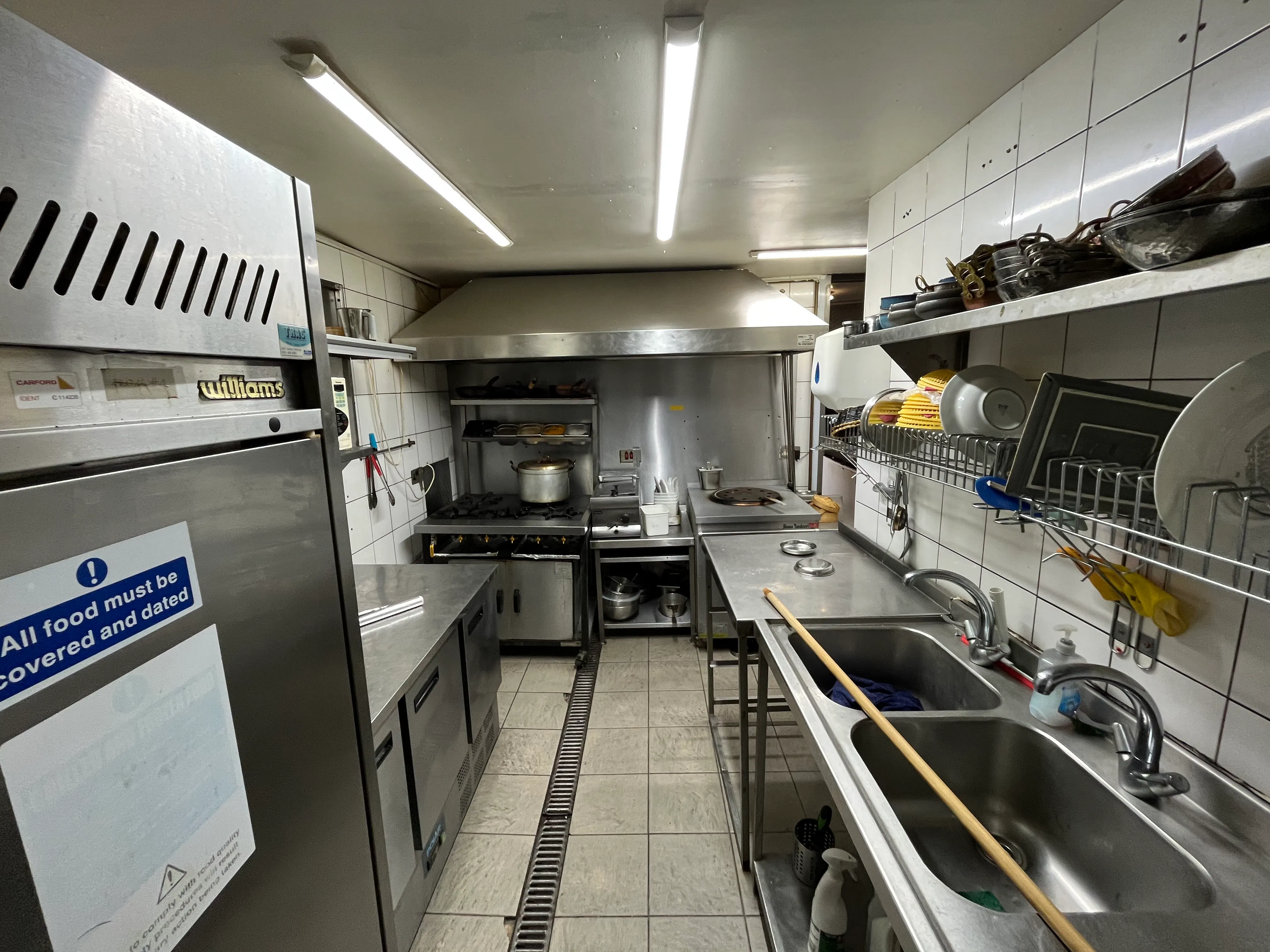20 High Street, Cheadle, Retail For Sale - Kitchen