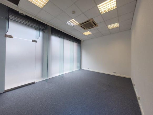 98 Holm Street, Glasgow, Offices For Sale - 20230918_105303.jpg