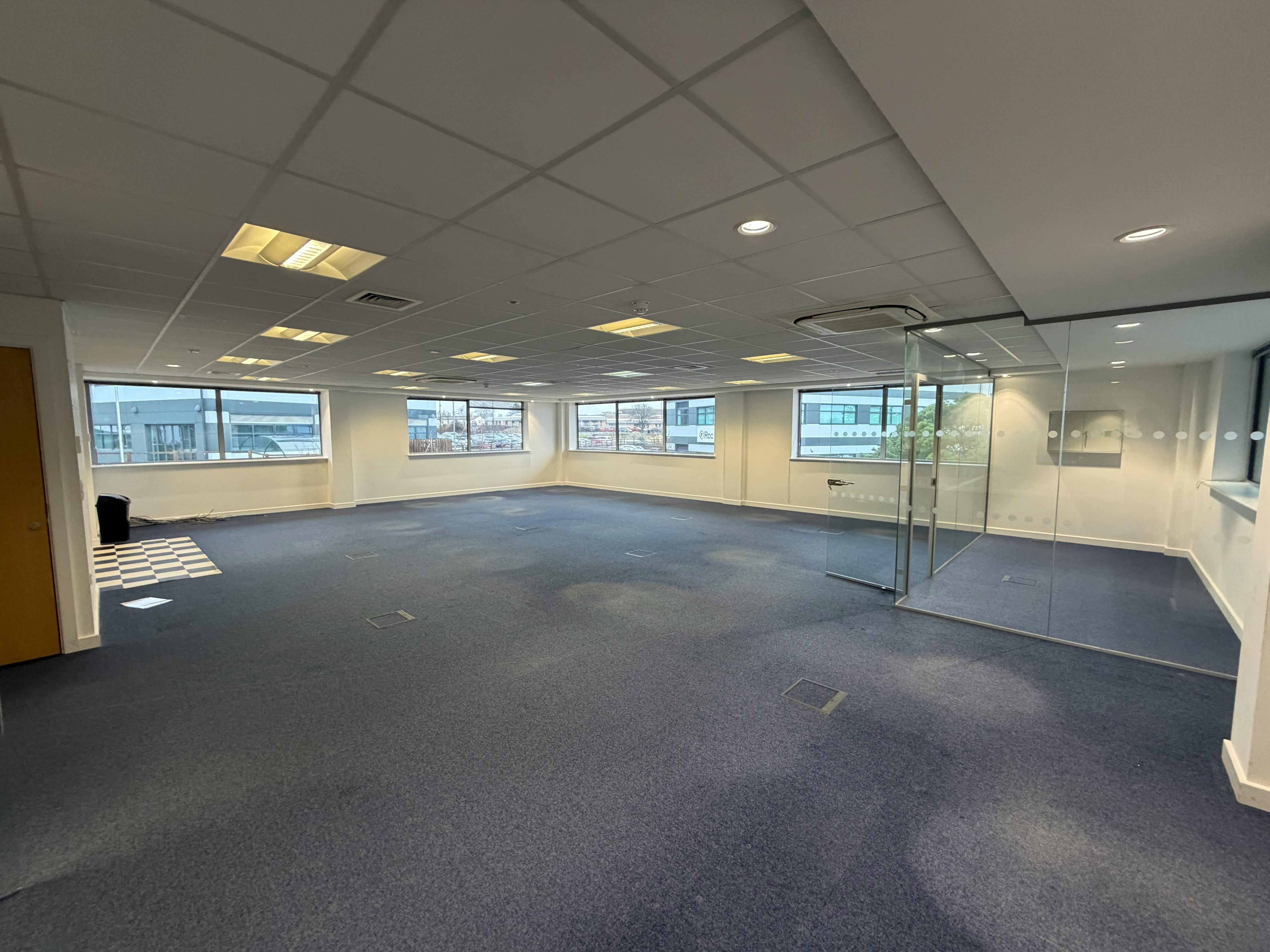 Suite 3, Building 37, Greenham Business Park image 2