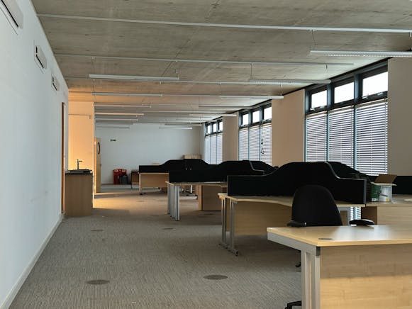 Building 210, The Village, Luton, Office To Let - Ground Floor Suite A 1.JPG