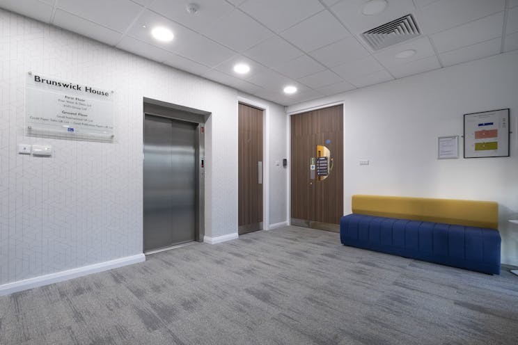 Brunswick House, Ground Floor, Leatherhead, Offices To Let - IW070122GKA093.jpg