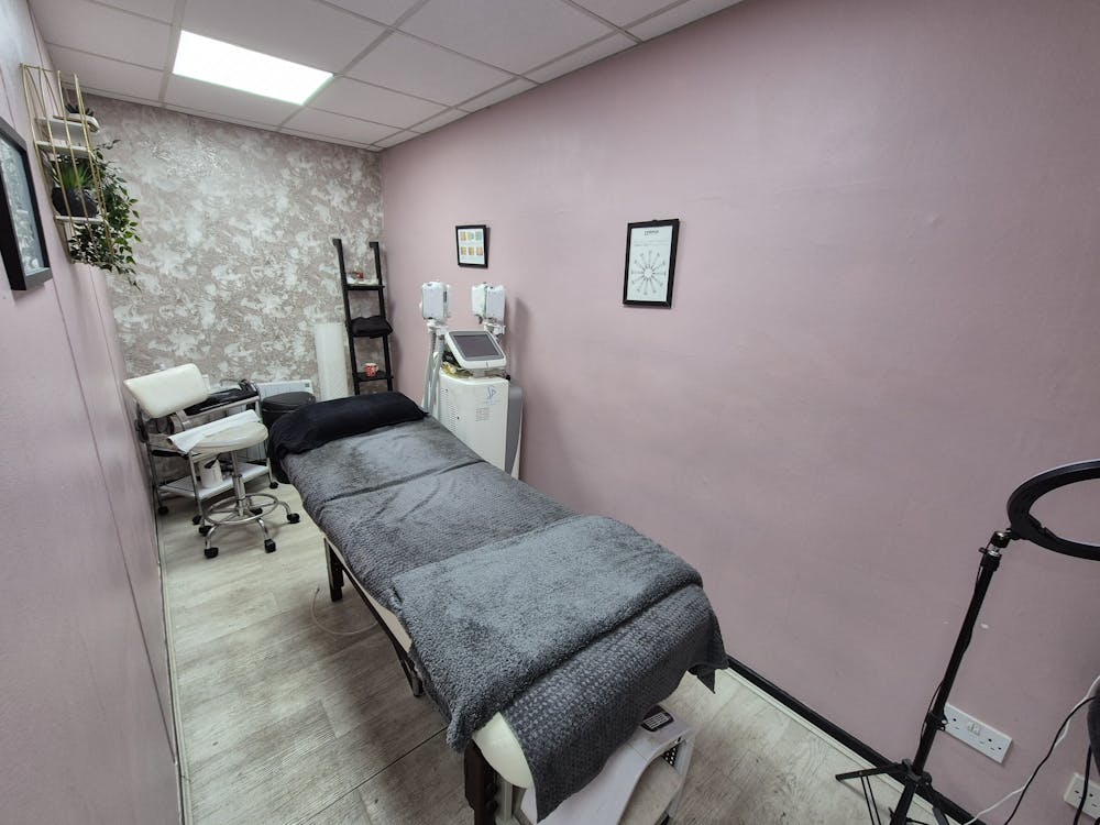 61 Parr Lane - Treatment Room One