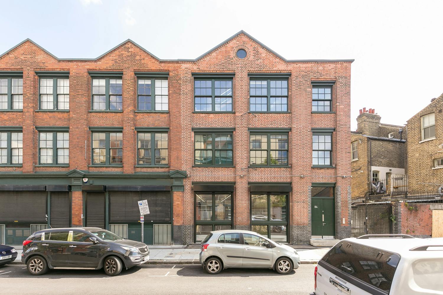 Retail/Shop in London - photo 3