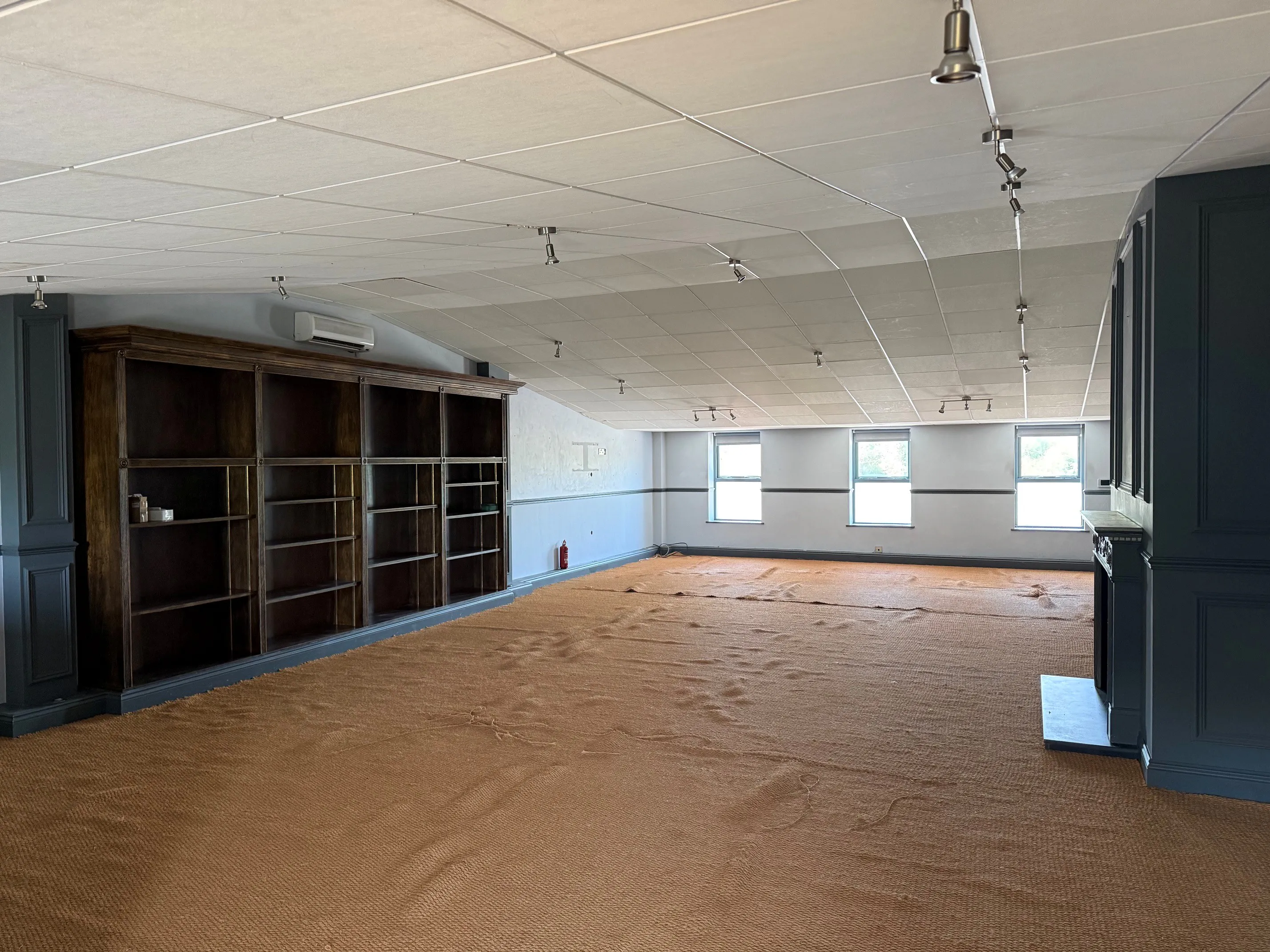 Unit 3 Sandpool Farm, Poole Keynes, Cirencester, Industrial To Let - 1.jpg