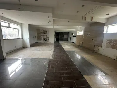 102 Albert Street, Slough, Retail / Retail - Out Of Town / Showroom / Studio / Workshop / Trade Counter To Let - 102 Albert st rear area.jpg