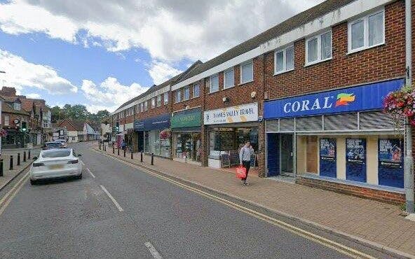 15 London Road, Twyford, Retail To Let - 86d7443cb210dffc77f99e9b677a62e2streetviewdisposal295941 i.jpg