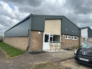 5 Craven Way, Newmarket, Industrial To Let - IMG_7074.JPG