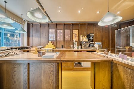 5 Bow Lane, London, Retail Lease Assignment - 1433552-5-69bd4b7be8127.jpg