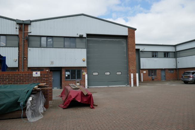 1-4 Orbital Business Centre, Brooker Road, Waltham Abbey, Industrial To Let - P1000104.JPG