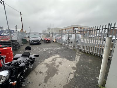 Showroom Premises, Shrewsbury, Trade Counter For Sale - E1.jpeg