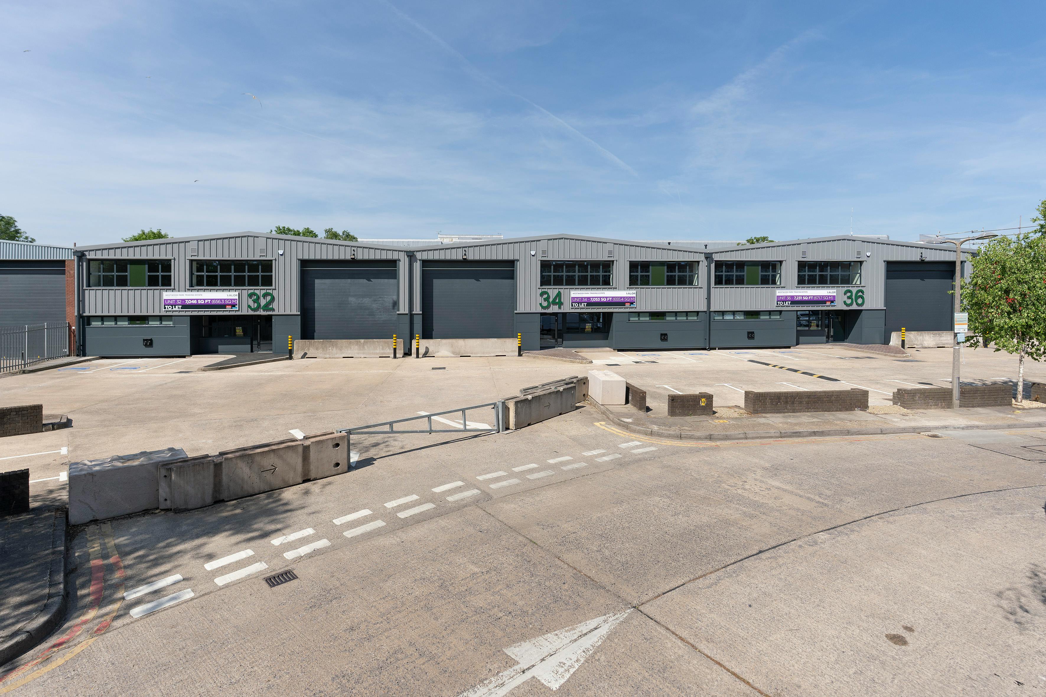 Unit's 32 -38, Westwood Park Trading Estate, Park Royal, Industrial / Warehouse To Let - IW-300526--CA-047 (2).jpg