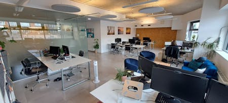 5 Isetta Square, Brighton, Office To Let - 20250522_141614.jpg
