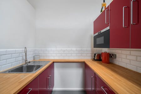 Studio 5 The Hangar, London, Office To Let - 1384079206924ffc5c2037.jpg