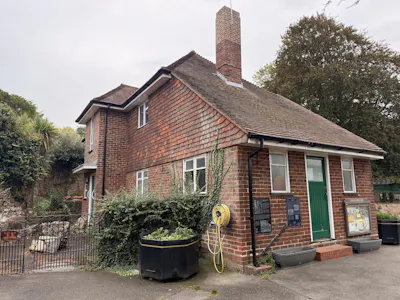 Castle Grounds Cottage, Guildford, Retail To Let - OUTSIDE SIDE OF HOUSE.jpg