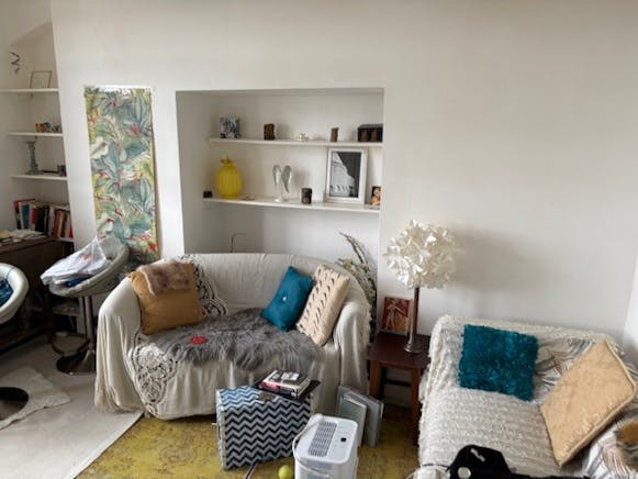 Broadway Parade, London, Investment / Leisure For Sale - 7.jpg