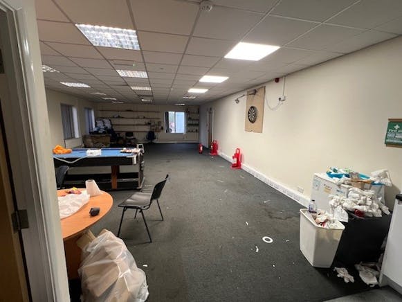 Unit 7, Wood Green Lease Assignment - 7.jpg