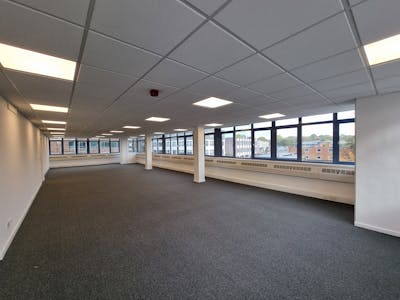 North Suite, 2nd floor, Burns House, Haywards Heath, Office To Let - 20221020_105937.jpg