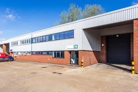 Unit 14, Stocklake Industrial Park, Aylesbury, Industrial/Logistics To Let - Unit 14, Stocklake Industrial Park