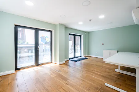 128 Hoxton Street & 17 Stanway Street, London, Leisure To Let - Hoxton St 128 - Low Res 28.jpg