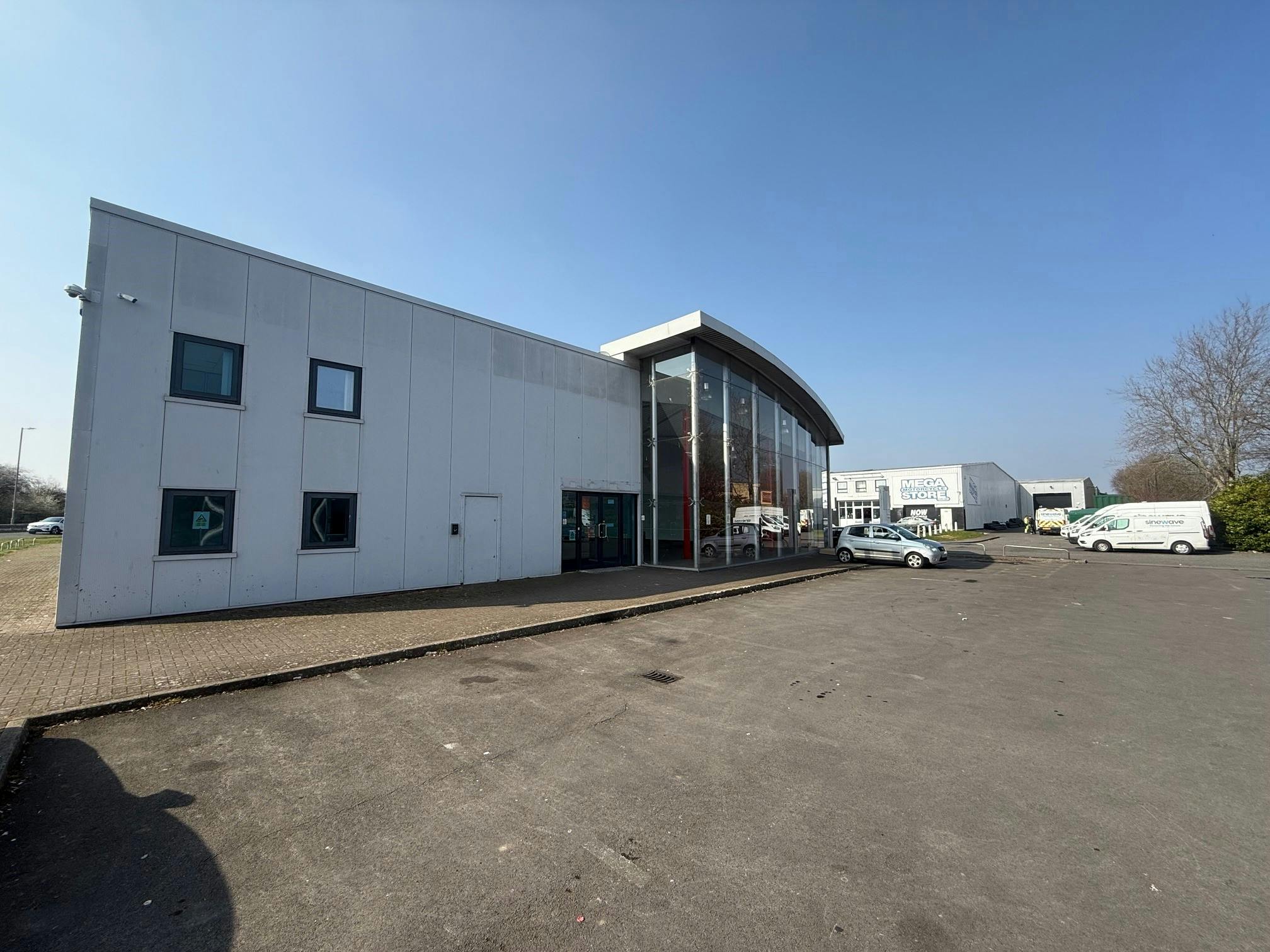 Units 22A & B Cirencester Way, Elgin Industrial Estate, Swindon, Industrial To Let / For Sale - 18.jpg