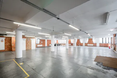 Unit 8 Bayford Street Industrial Centre, London, Industrial / Office To Let - Bayford St Bus' Centre U8 - Low Res 15.jpg