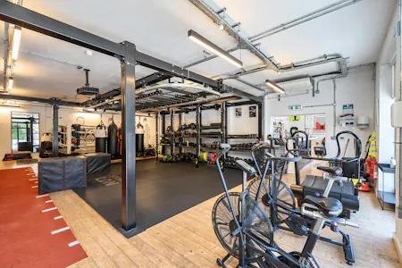 Queens Studios, Queens Park, Retail To Let - 1476866-2-6a294a9bf0bfe.jpg