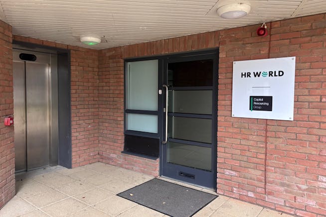 6 The Sanctuary, Ham Green, Office For Sale - IMG_9165.jpeg 6 The Sanctuary, Ham Green, Office For Sale - IMG_9165.jpeg