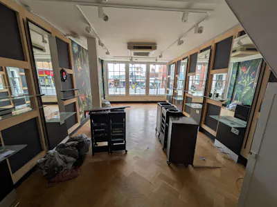 170 High Street, Guildford, Retail To Let / For Sale - 11117.jpg