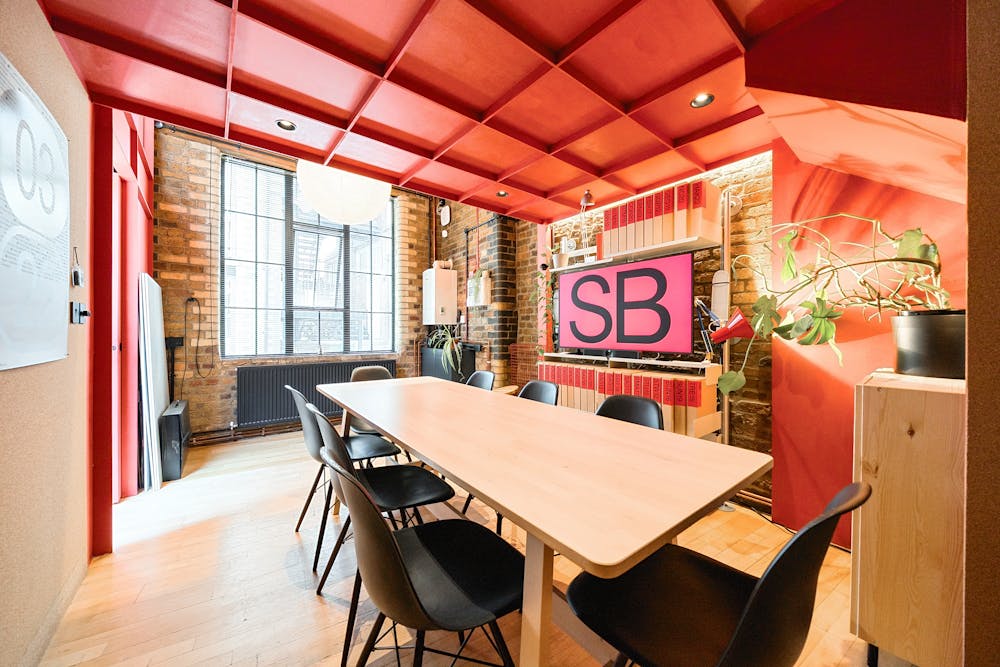 12 Printing House Yard, London, Office To Let - 130921326684ad2c453b87ARW1.jpg