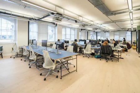 Victoria House, London, Office To Let - b083ad979326f35dd7613f6a4ee669e6-mc37703396hr.jpg