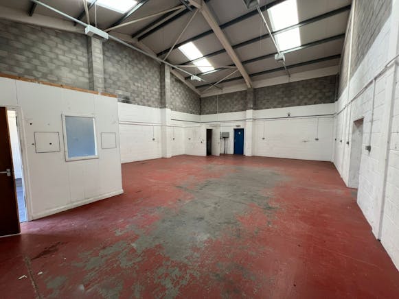 Units M1 & M2 Hallen Industrial Estate, Severn Road, Bristol, Industrial To Let - OCPR6029.JPG