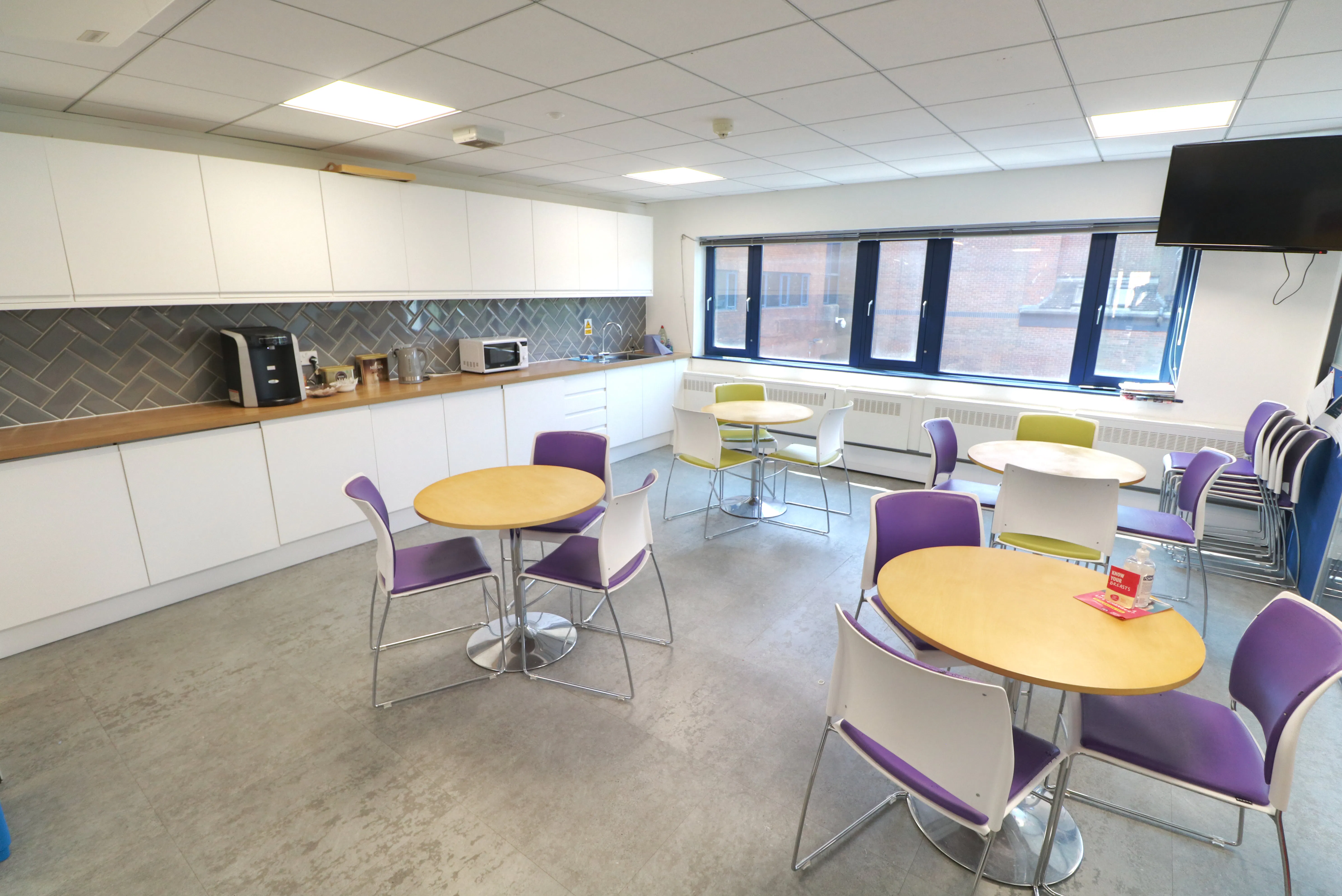 Rockwood House, Haywards Heath, Office To Let - Kitchen 1.jpg