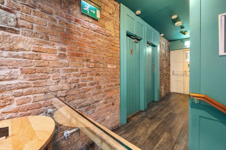 Paddy the Farmers, Old Blackrock Road, Cork City, Licensed Premises For Sale - 0226 Paddy The Farmers (12).JPG