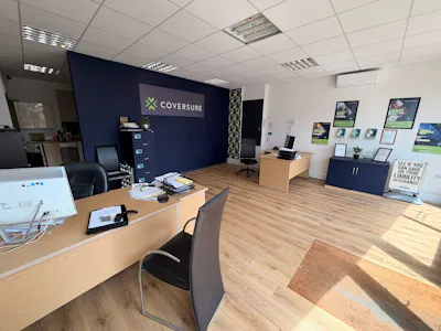 959 London Road, Leigh-on-Sea, Office To Let - 95e4650a-e0ee-4151-a1ad-74145567c319.jpg