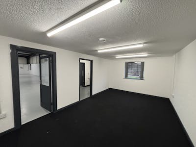 Unit 39, Albion Industrial Estate, Pontypridd, Industrial To Let - IMG_6496.jpeg